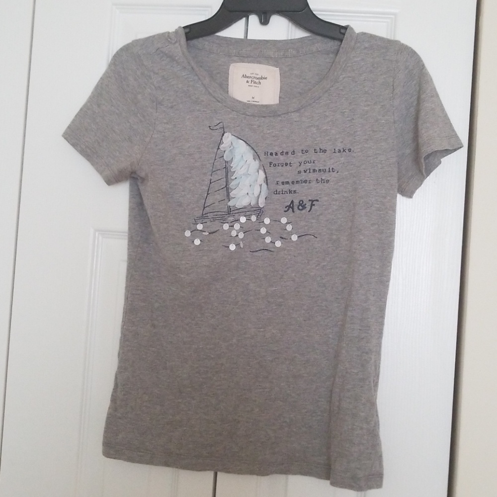 Abercrombie t shirt